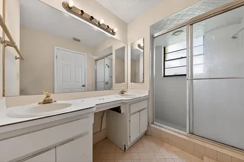 8421 Winnipesaukee Way Lake Worth FL 33467