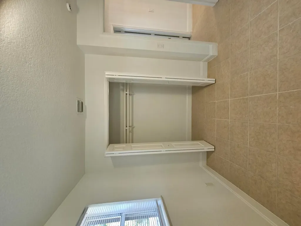 1605 W 10th Street Riviera Beach FL 33404