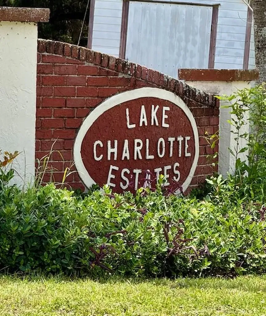717 SE Alamanda Circle Stuart FL 34996