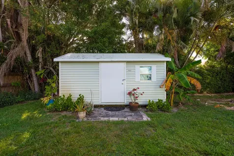 5606 Hobart Avenue West Palm Beach FL 33405