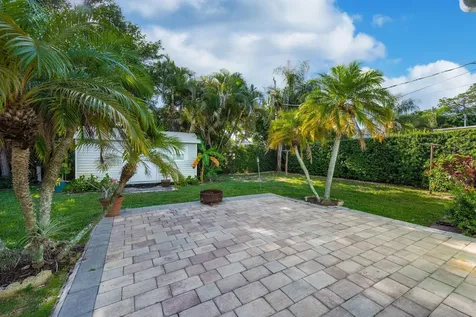 5606 Hobart Avenue West Palm Beach FL 33405