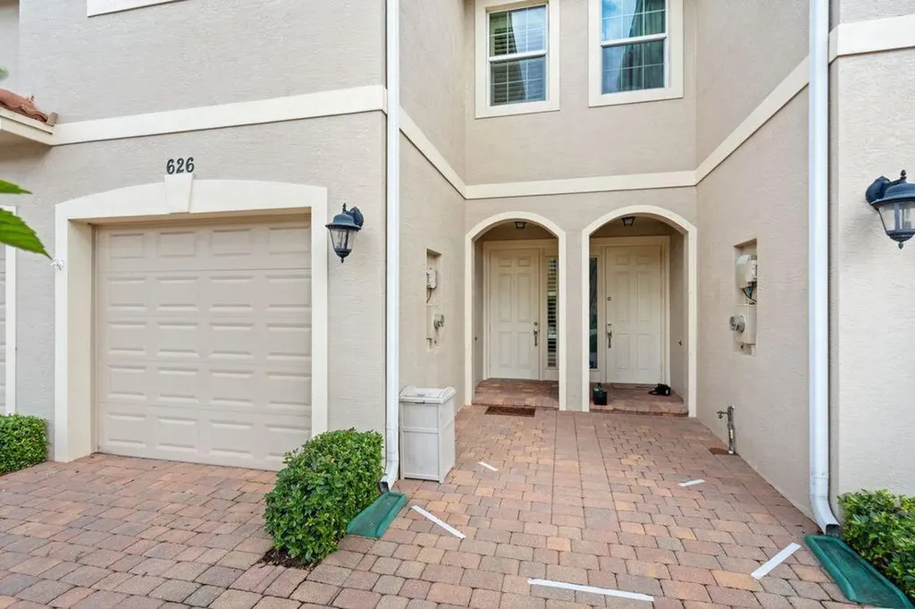 626 SW Glen Crest Way Stuart FL 34997