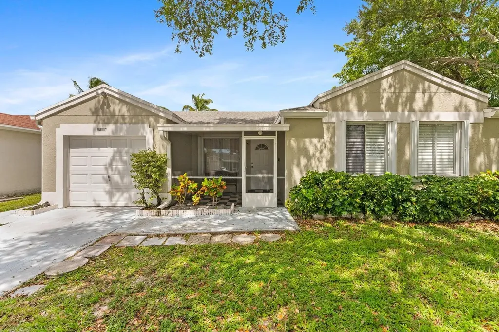 9850 Ridge Creek Road Boca Raton FL 33496