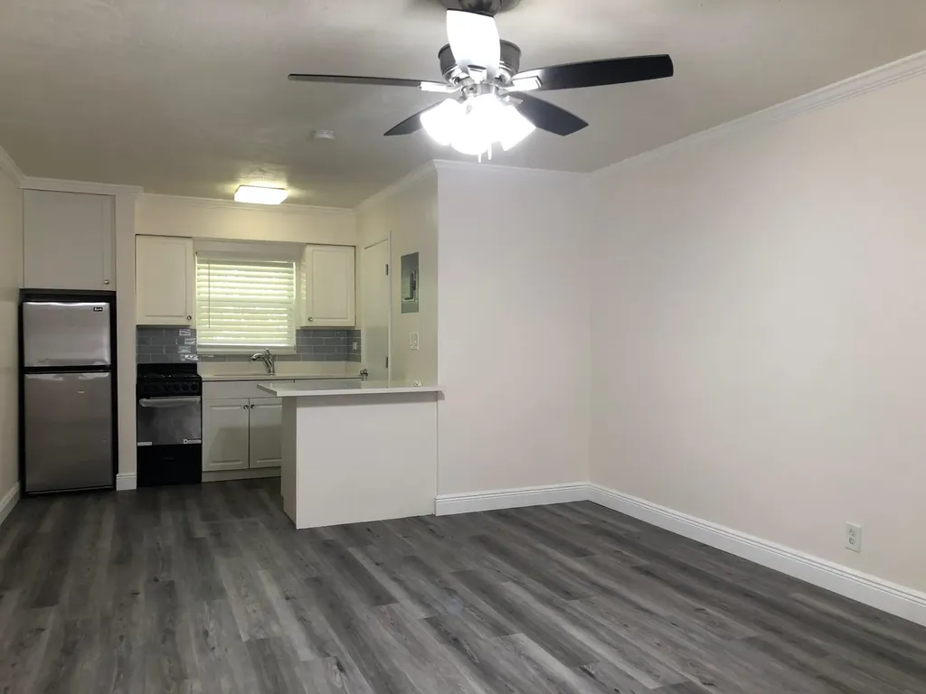 3205 NE 9th Pompano Beach FL 33062