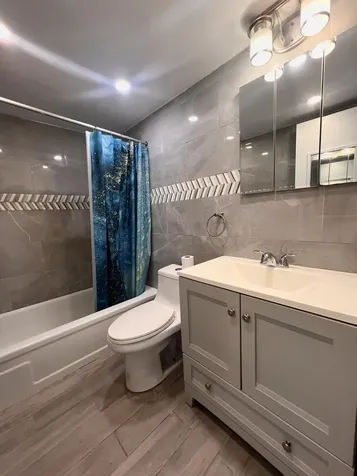 176 Sussex I West Palm Beach FL 33417