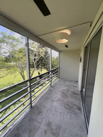 176 Sussex I West Palm Beach FL 33417