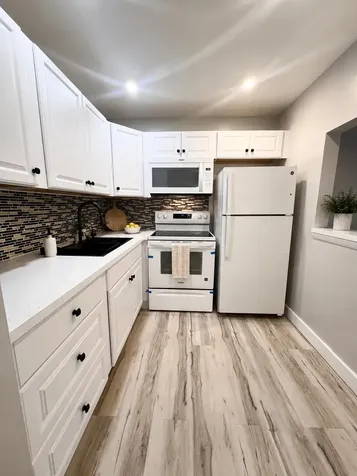 176 Sussex I West Palm Beach FL 33417