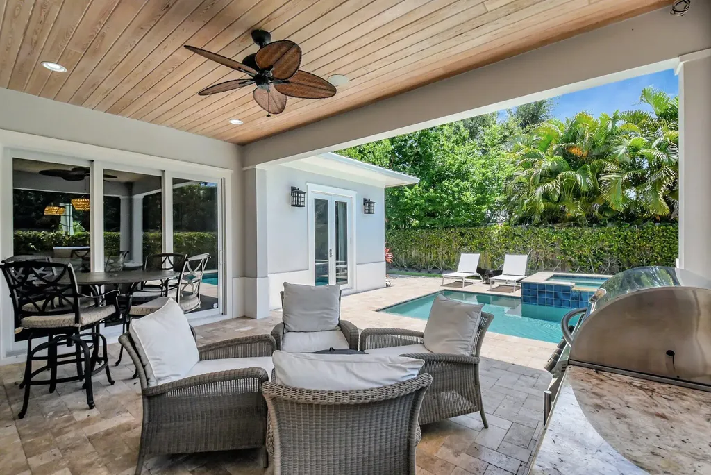 1507 Pine Lane Delray Beach FL 33444