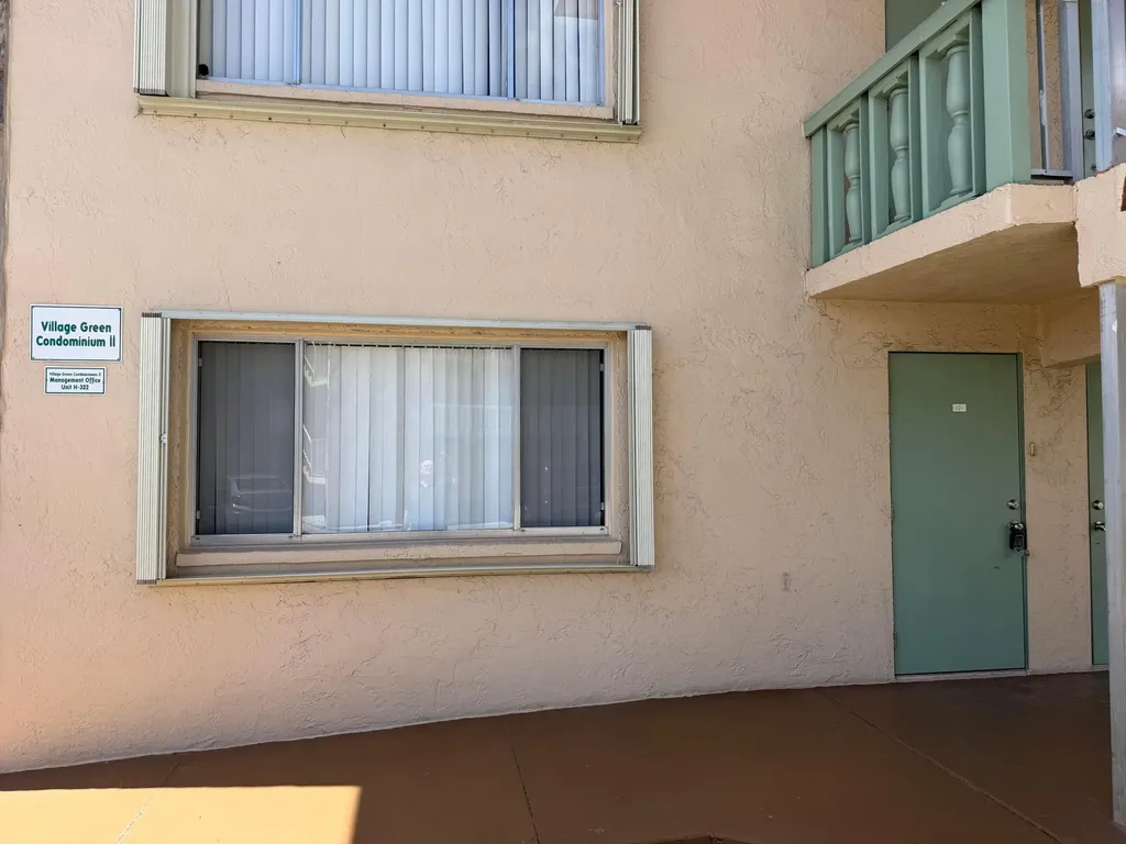700 Village Green Court Palm Springs FL 33461