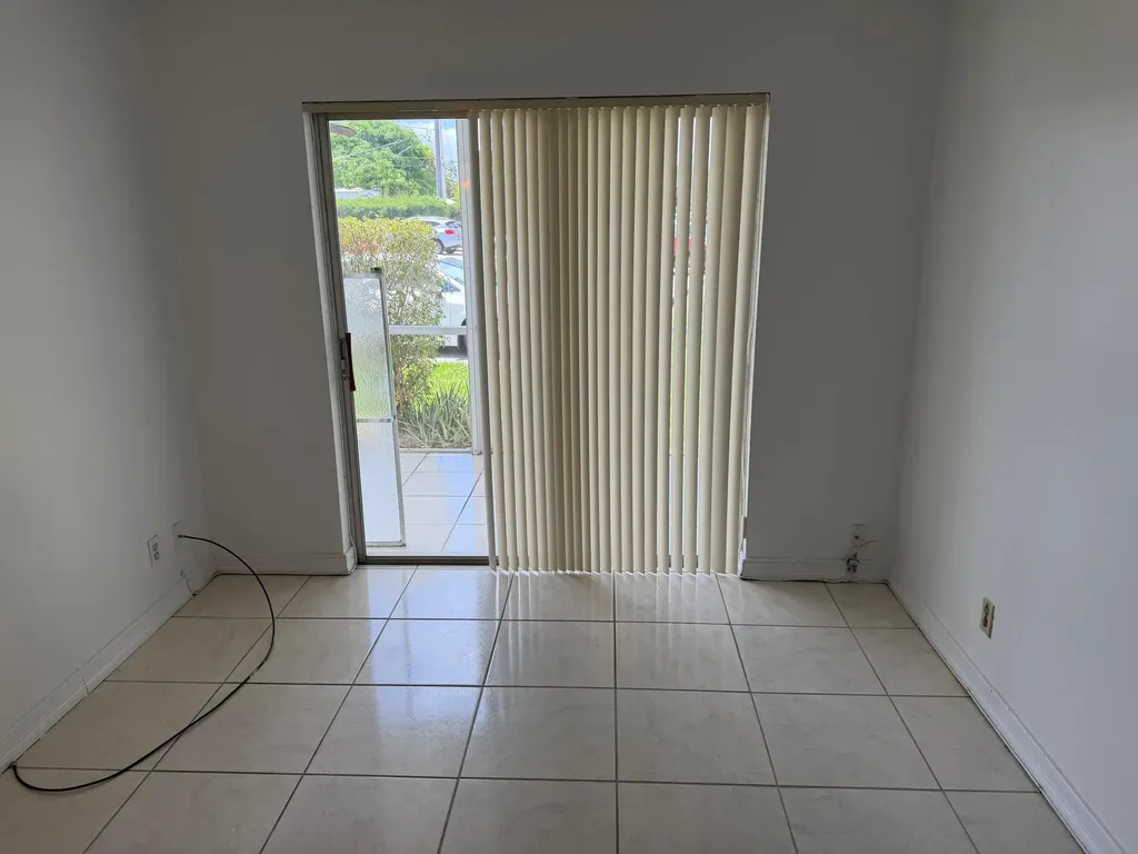 700 Village Green Court Palm Springs FL 33461