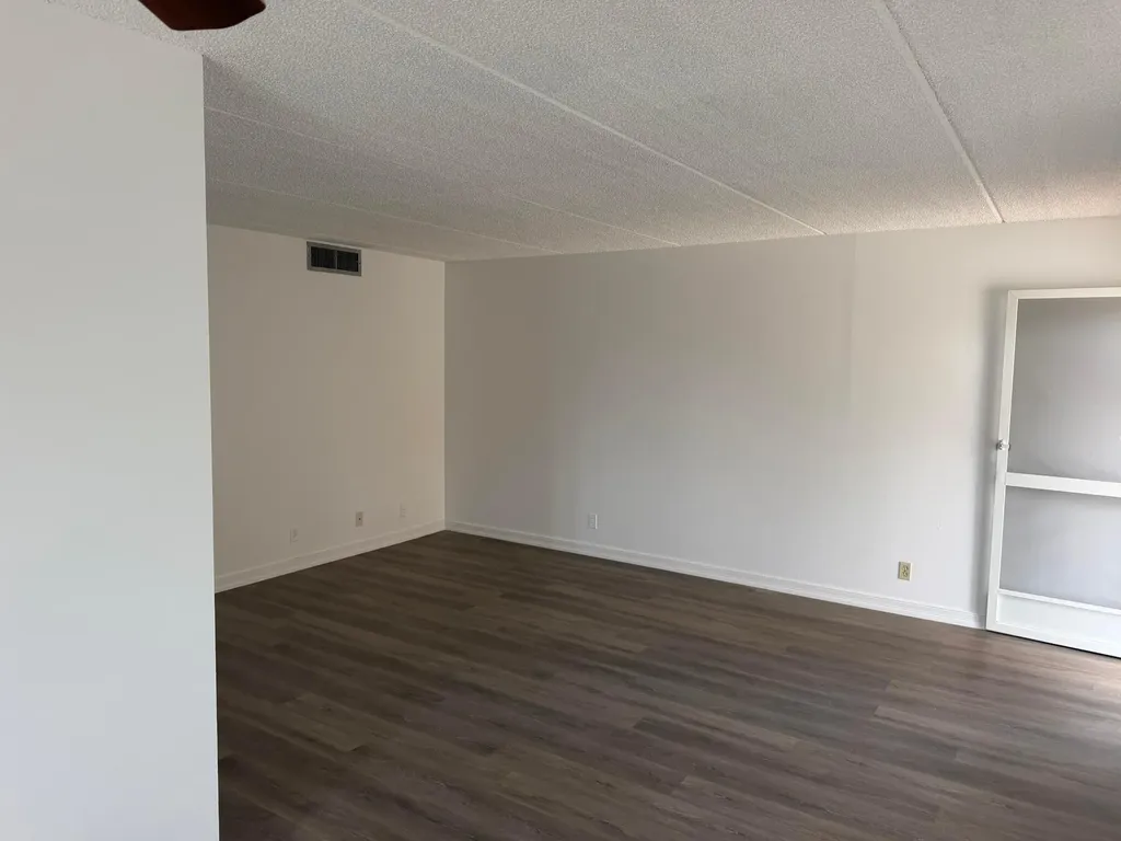 700 Village Green Court Palm Springs FL 33461