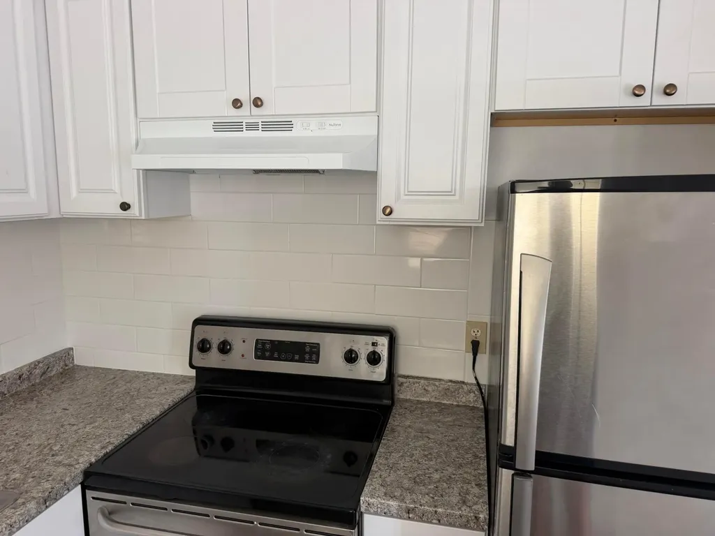 700 Village Green Court Palm Springs FL 33461