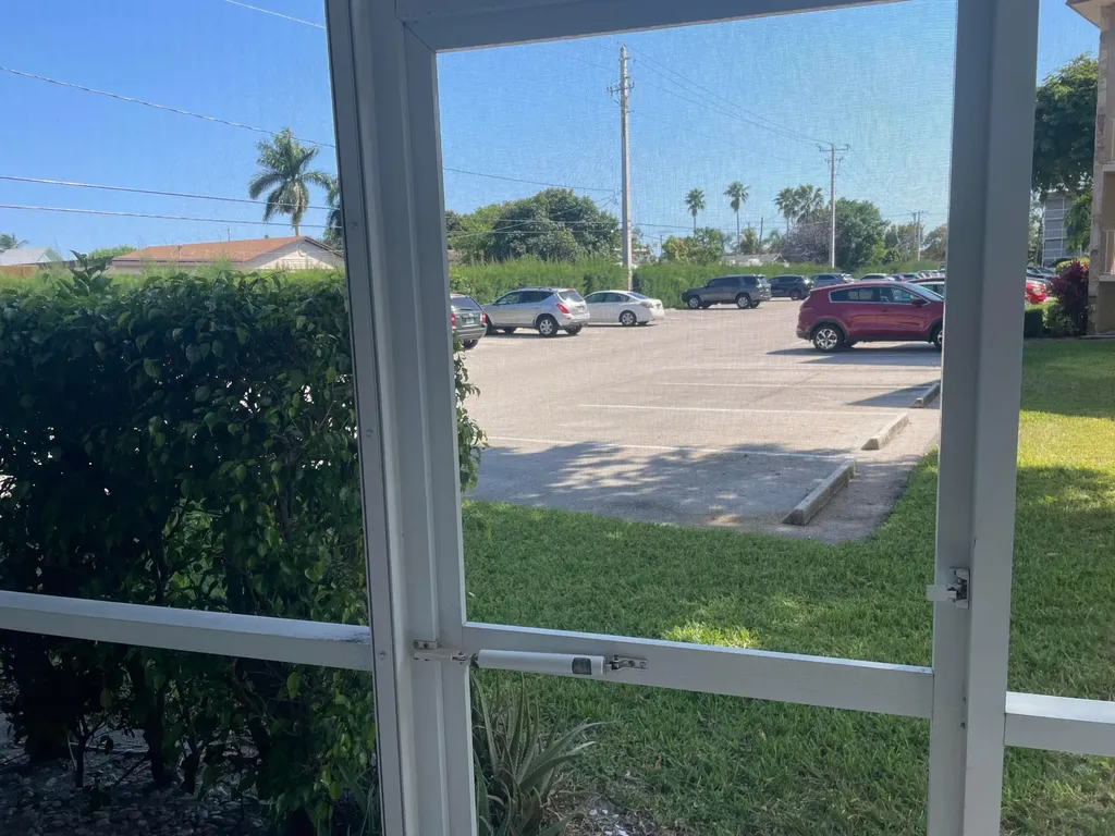 700 Village Green Court Palm Springs FL 33461