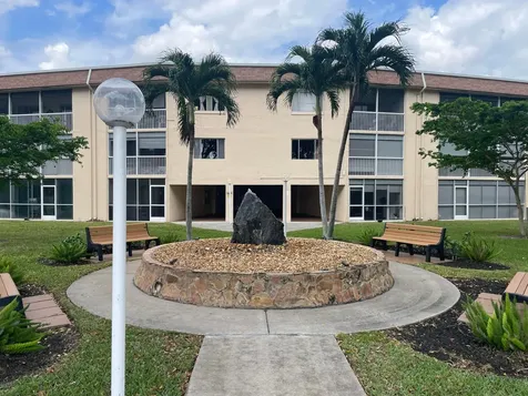 700 Village Green Court Palm Springs FL 33461