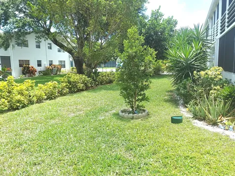 193 Newport L Court Deerfield Beach FL 33442