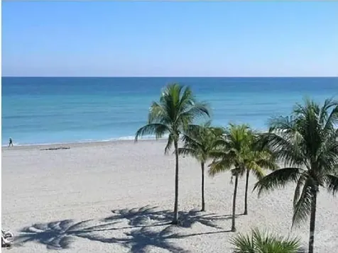 193 Newport L Court Deerfield Beach FL 33442