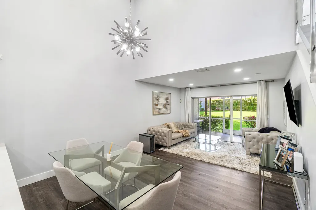 10487 Mateo Court Boca Raton FL 33498