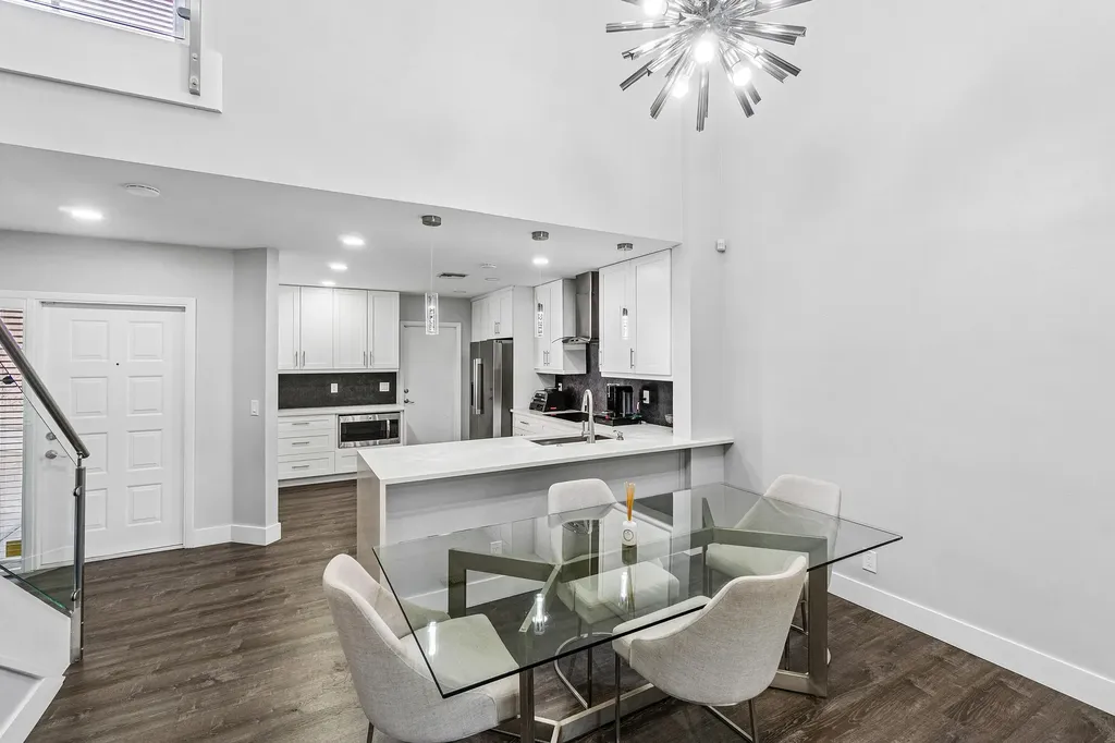10487 Mateo Court Boca Raton FL 33498