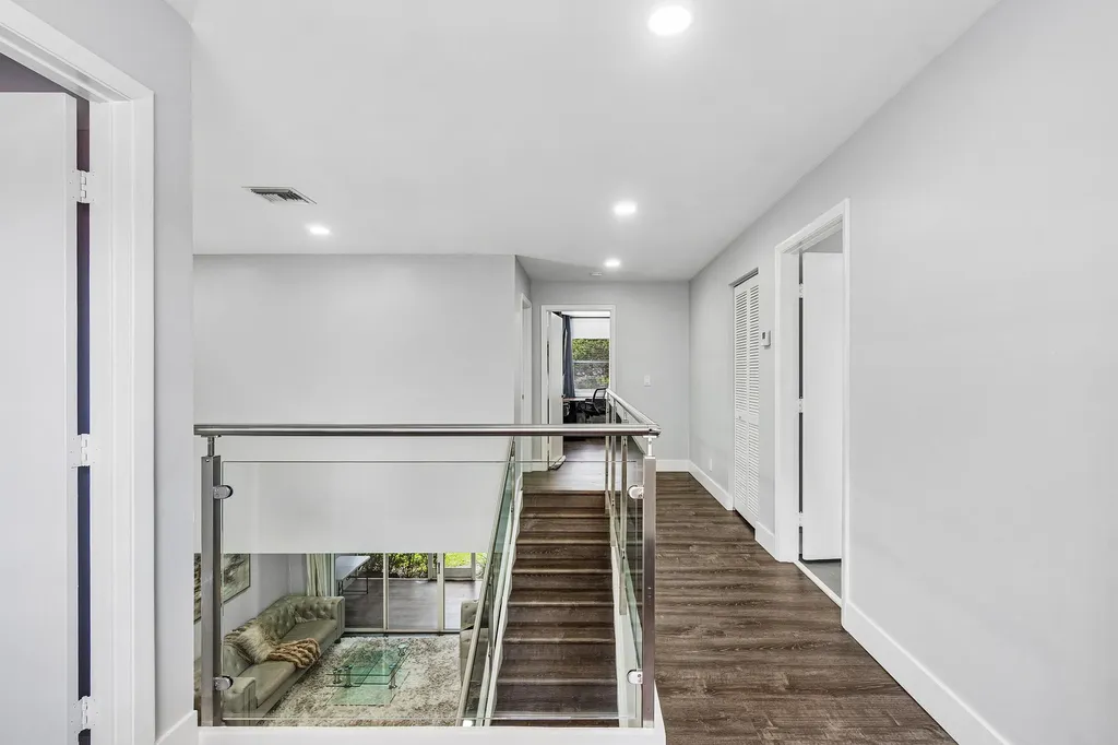 10487 Mateo Court Boca Raton FL 33498