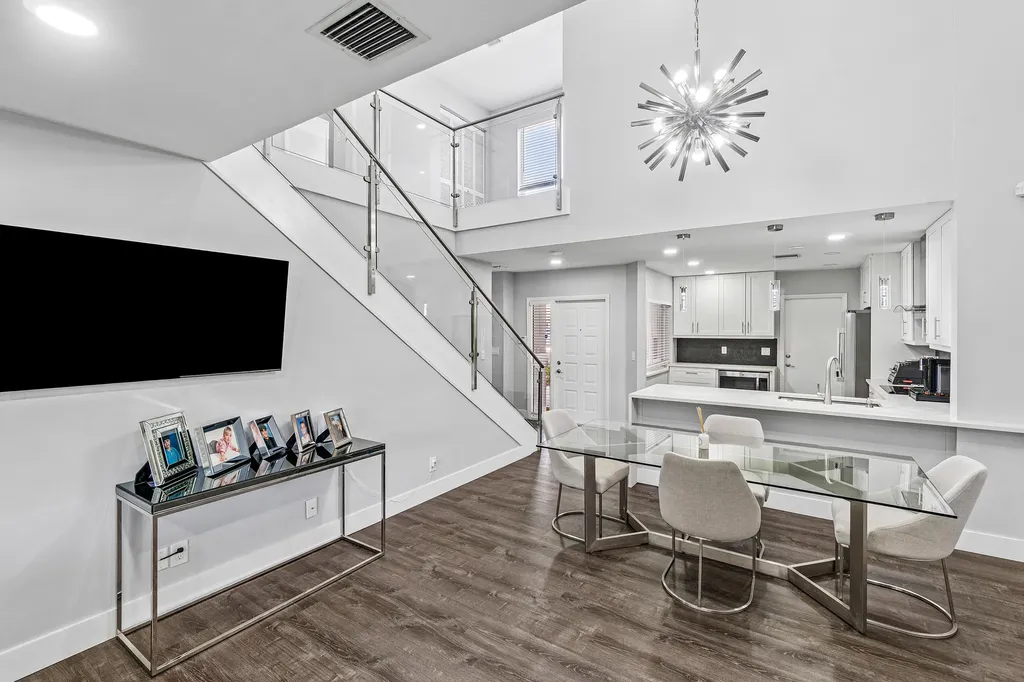 10487 Mateo Court Boca Raton FL 33498