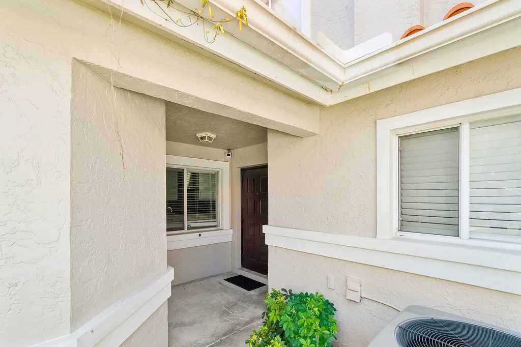 10487 Mateo Court Boca Raton FL 33498