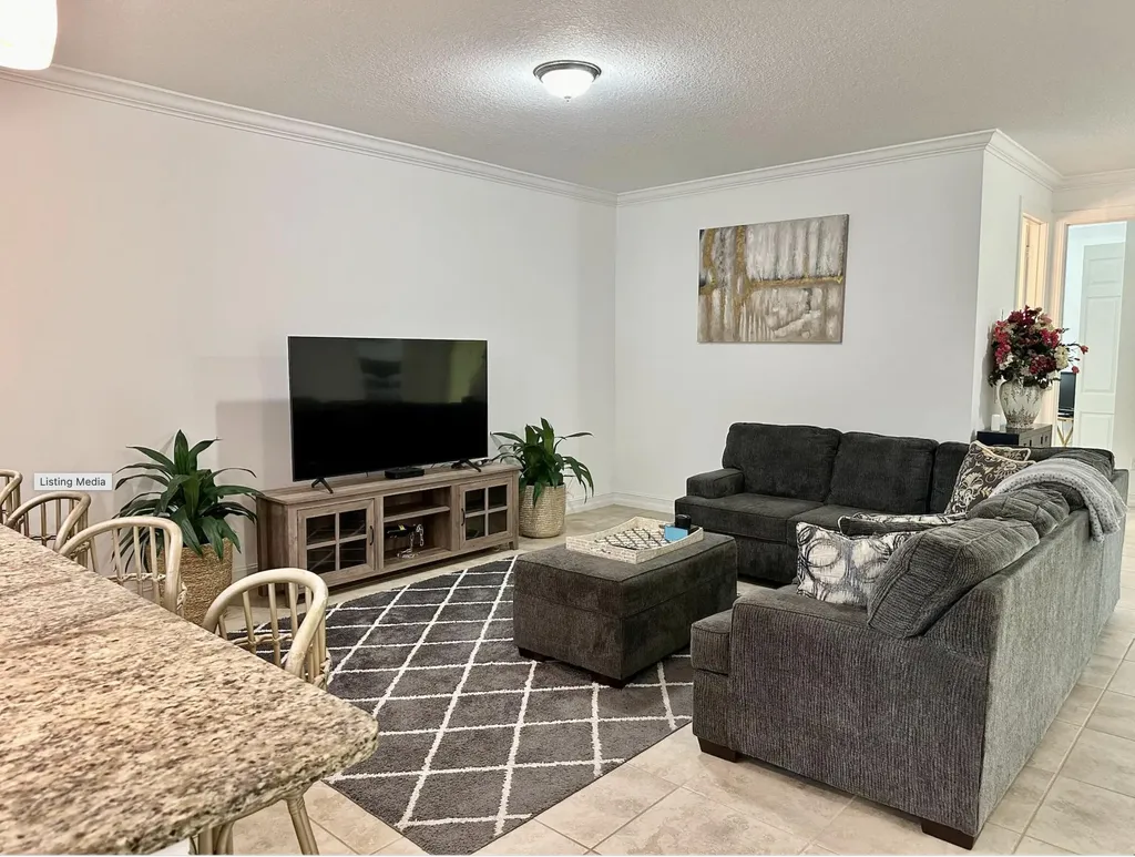 6112 NW Cullen Way Port St Lucie FL 34983