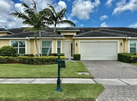 6112 NW Cullen Way Port St Lucie FL 34983