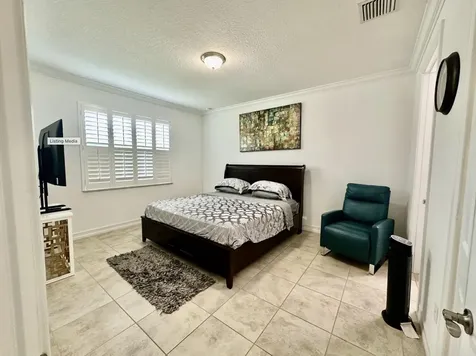 6112 NW Cullen Way Port St Lucie FL 34983