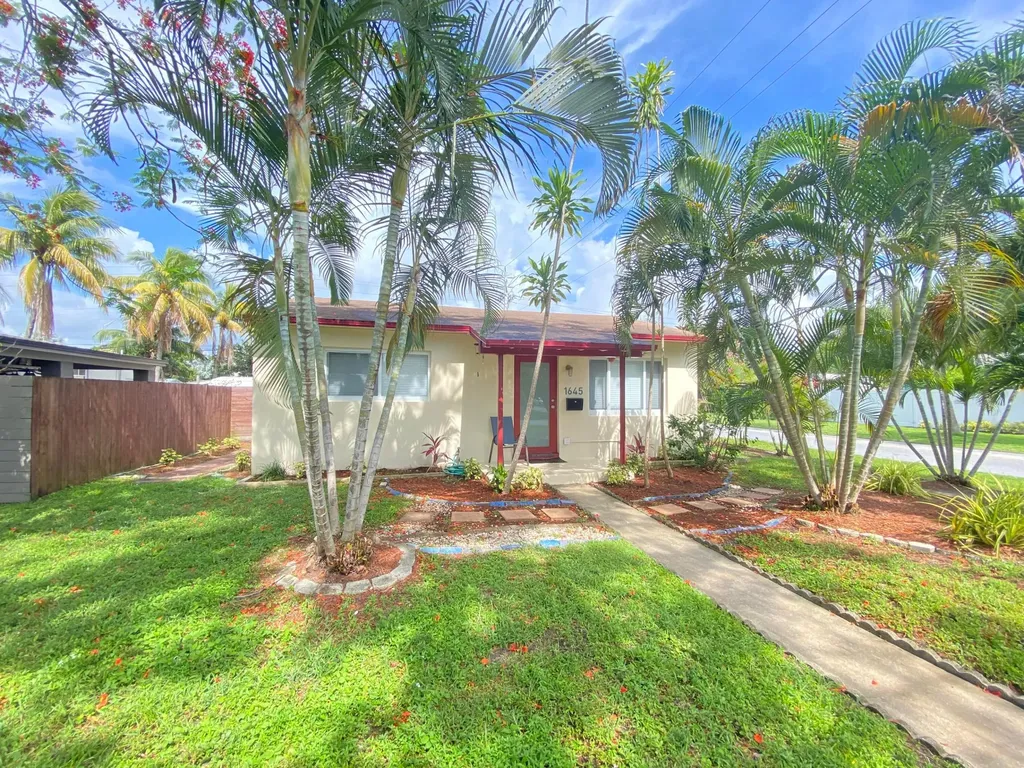 1645 NE 16th Avenue Fort Lauderdale FL 33305