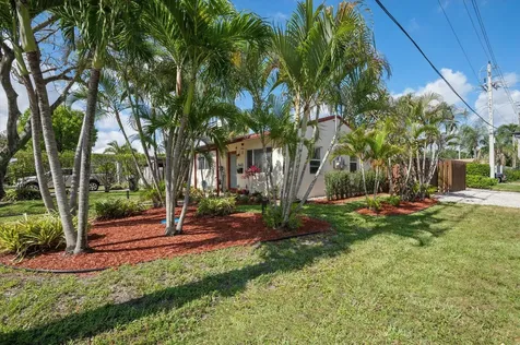 1645 NE 16th Avenue Fort Lauderdale FL 33305