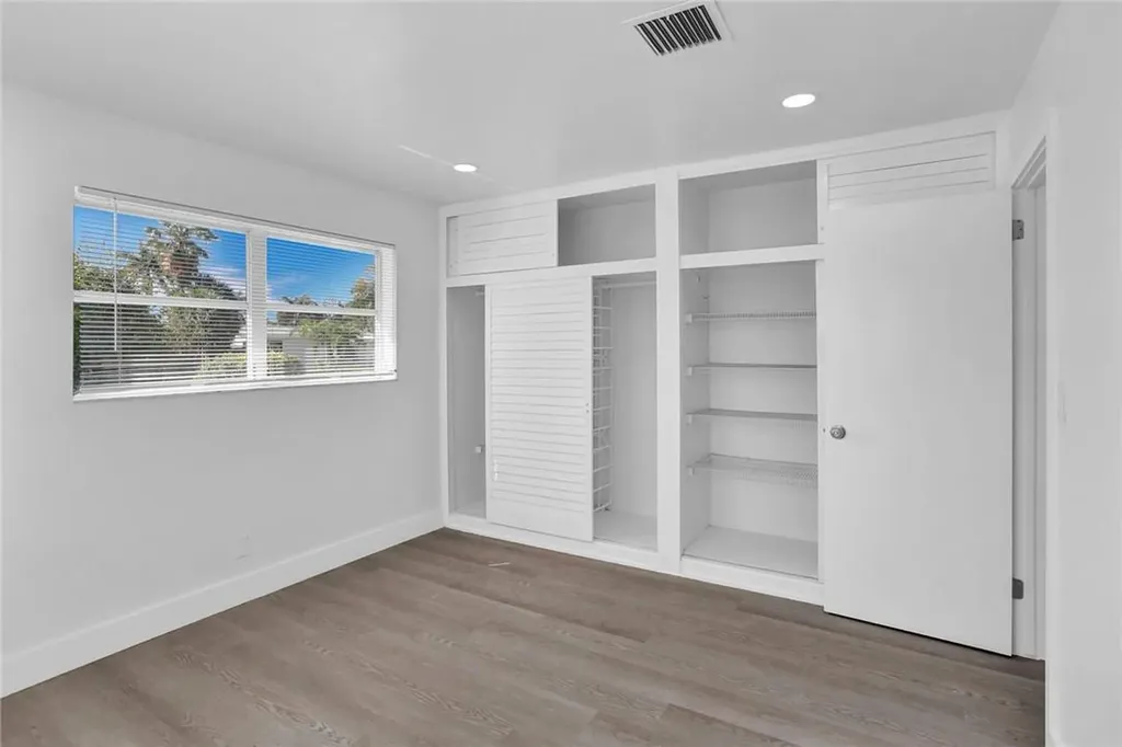 1013 SE 14th Court Deerfield Beach FL 33441