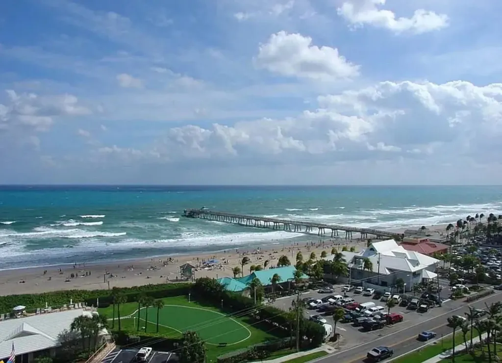 1013 SE 14th Court Deerfield Beach FL 33441