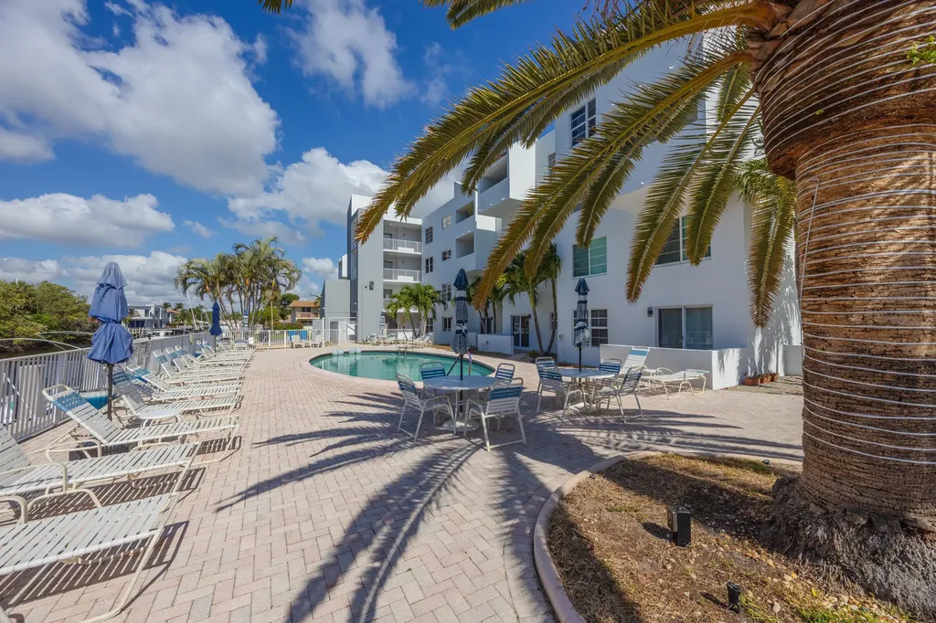 2850 NE 14th Street Causeway Pompano Beach FL 33062