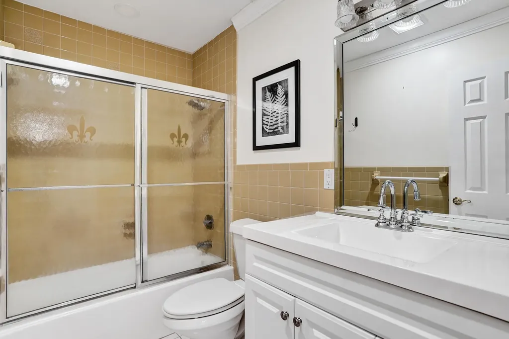 2331 Croton Delray Beach FL 33445