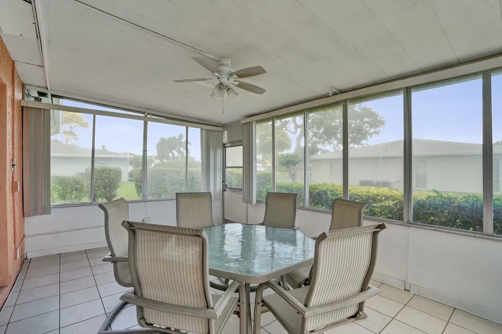 2331 Croton Delray Beach FL 33445