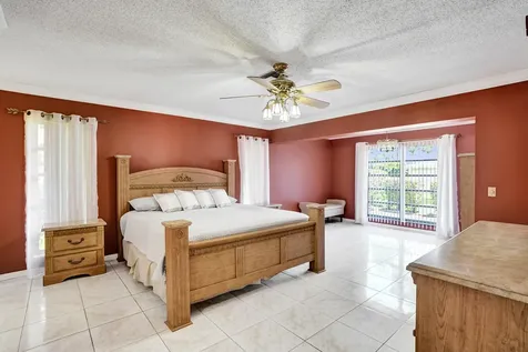2331 Croton Delray Beach FL 33445