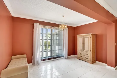 2331 Croton Delray Beach FL 33445