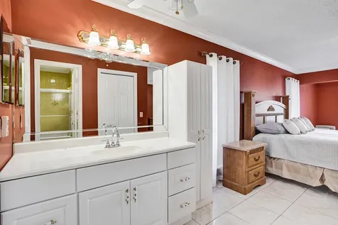 2331 Croton Delray Beach FL 33445