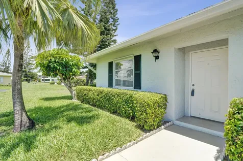 2331 Croton Delray Beach FL 33445