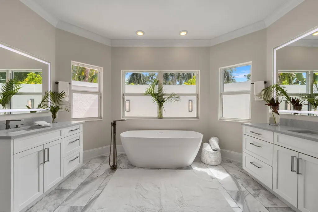 8709 SE Compass Island Way Jupiter FL 33458
