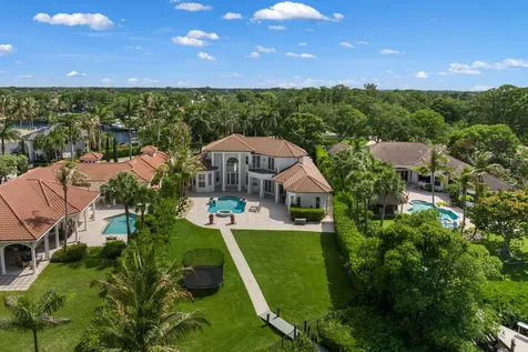 8709 SE Compass Island Way Jupiter FL 33458