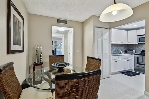 96 Fanshaw Boca Raton FL 33434