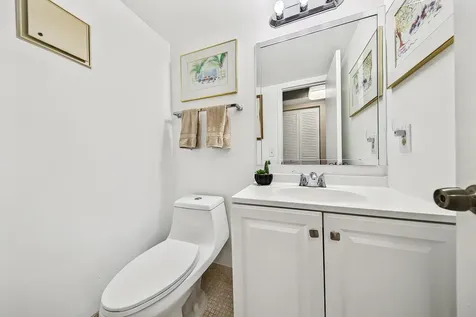 96 Fanshaw Boca Raton FL 33434