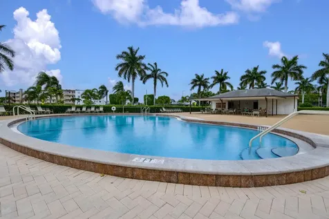 96 Fanshaw Boca Raton FL 33434