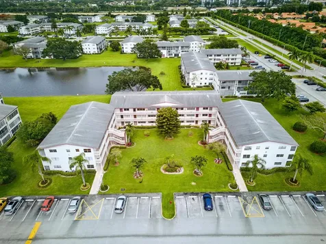 96 Fanshaw Boca Raton FL 33434