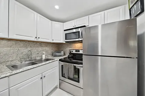 96 Fanshaw Boca Raton FL 33434