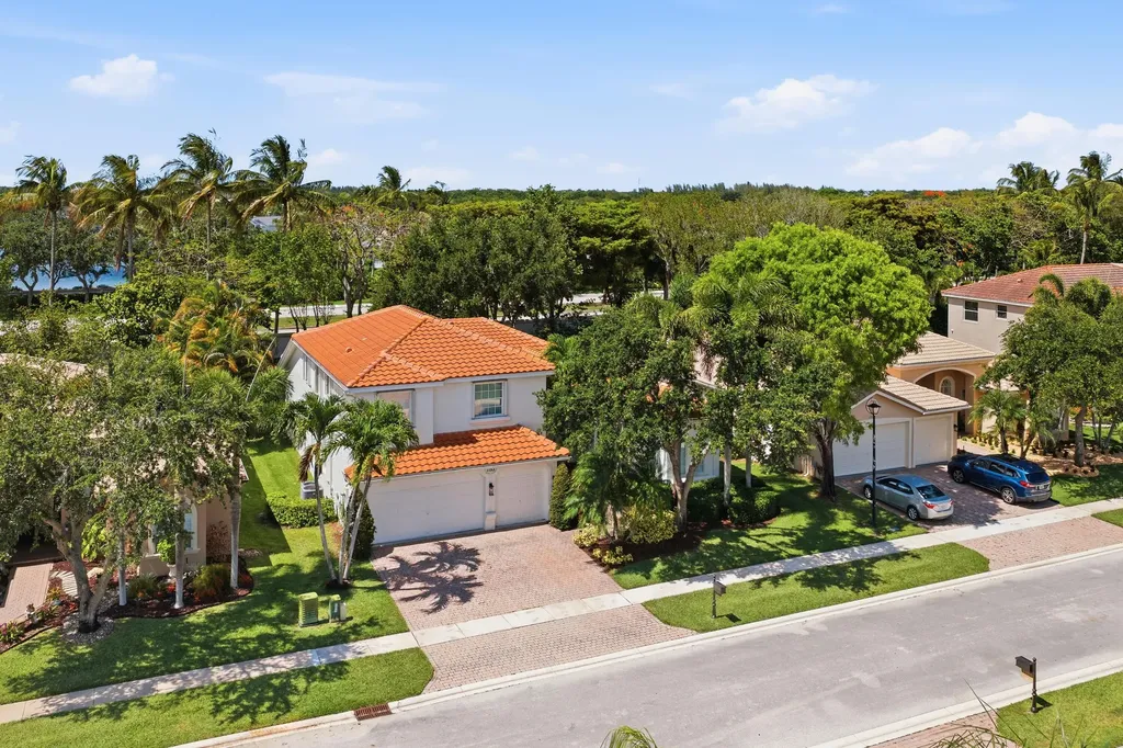 7153 Via Abruzzi Lake Worth FL 33467
