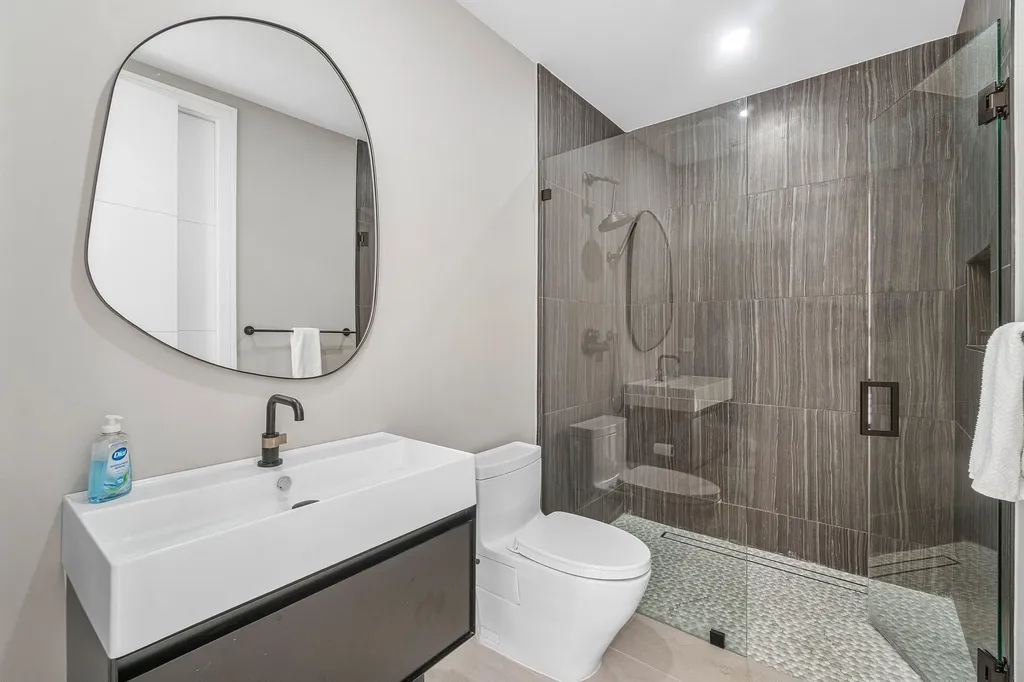 5768 NW 39th Avenue Boca Raton FL 33496