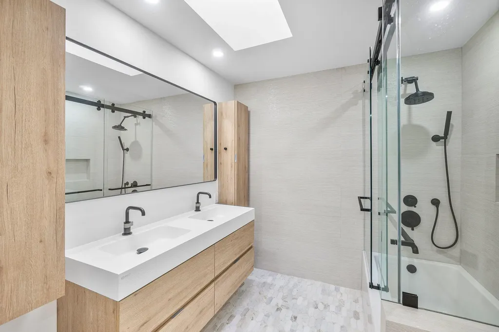 5768 NW 39th Avenue Boca Raton FL 33496
