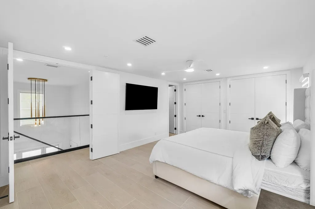 5768 NW 39th Avenue Boca Raton FL 33496